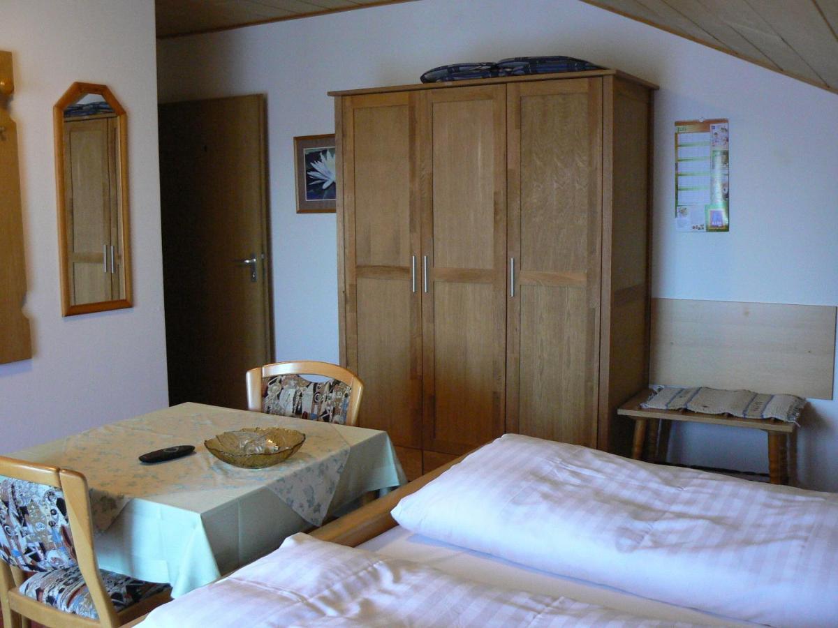 Hotel Haus Evelyn / Haus Heidemarie Bad Füssing Zimmer foto