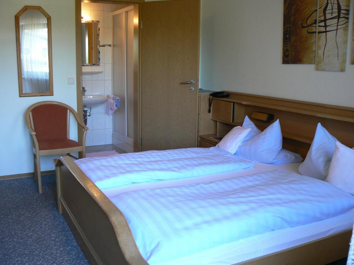Hotel Haus Evelyn / Haus Heidemarie Bad Füssing Zimmer foto